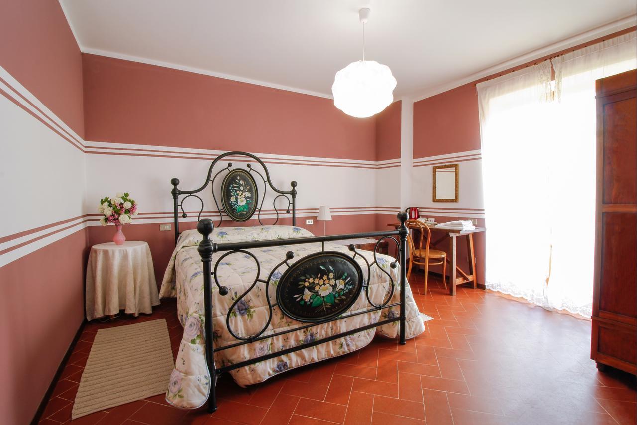 B&B Dimora Morelli Γκούμπιο Εξωτερικό φωτογραφία