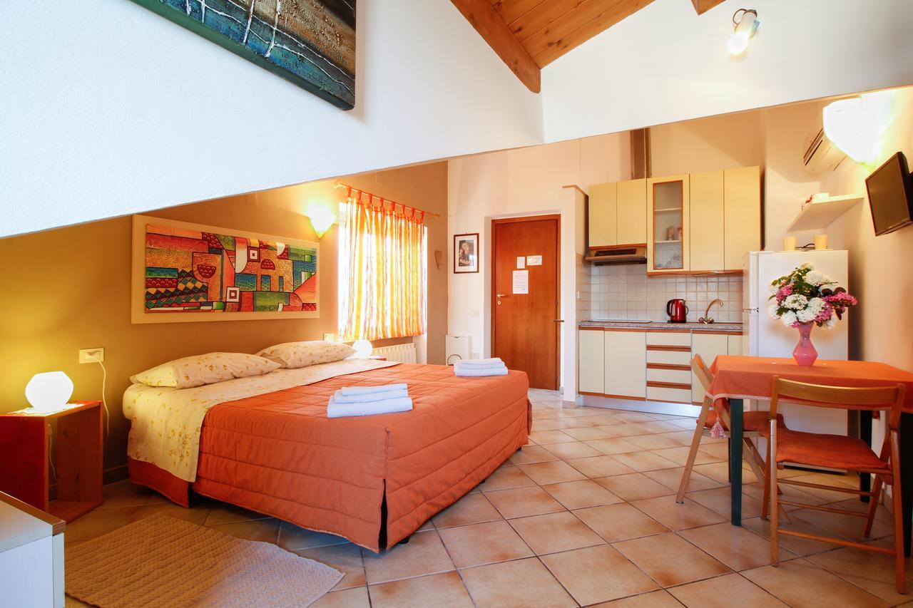 B&B Dimora Morelli Γκούμπιο Εξωτερικό φωτογραφία