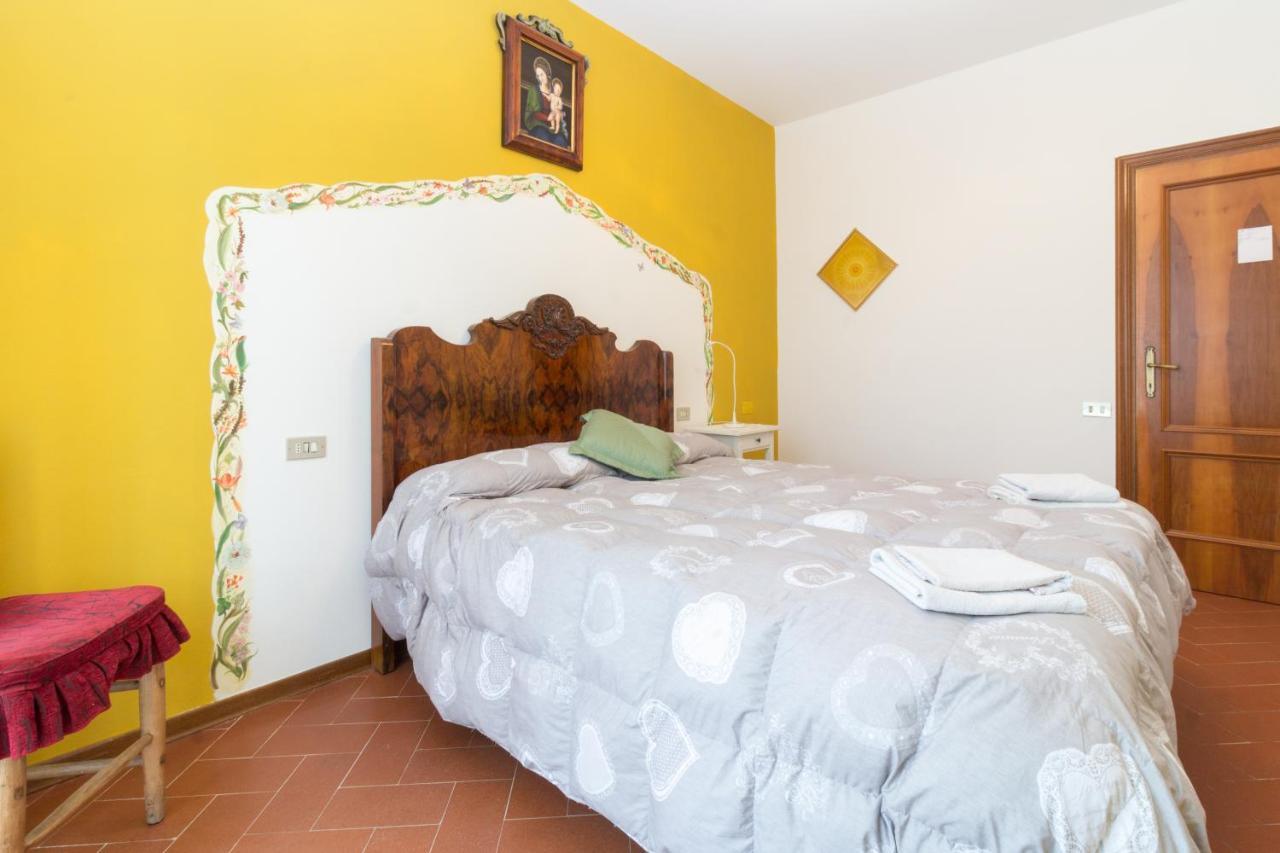 B&B Dimora Morelli Γκούμπιο Εξωτερικό φωτογραφία