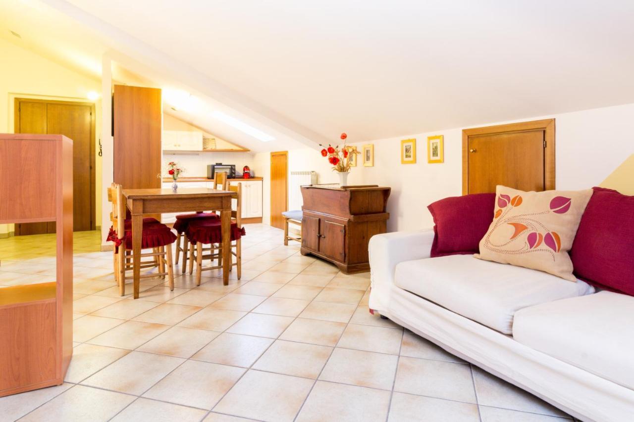B&B Dimora Morelli Γκούμπιο Εξωτερικό φωτογραφία