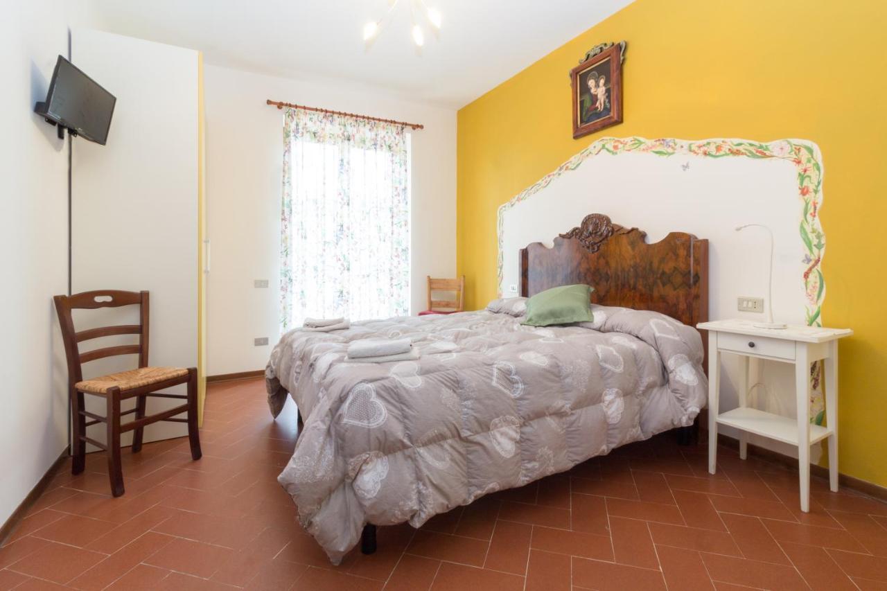B&B Dimora Morelli Γκούμπιο Εξωτερικό φωτογραφία