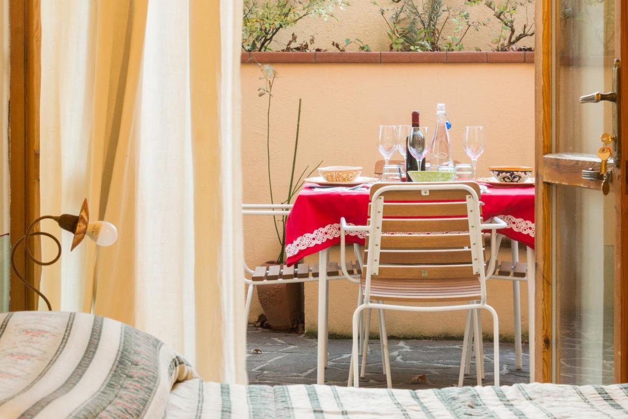 B&B Dimora Morelli Γκούμπιο Εξωτερικό φωτογραφία